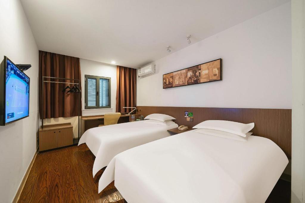 Magnotel Railway Station Magnolia Plaza Hotel 2*