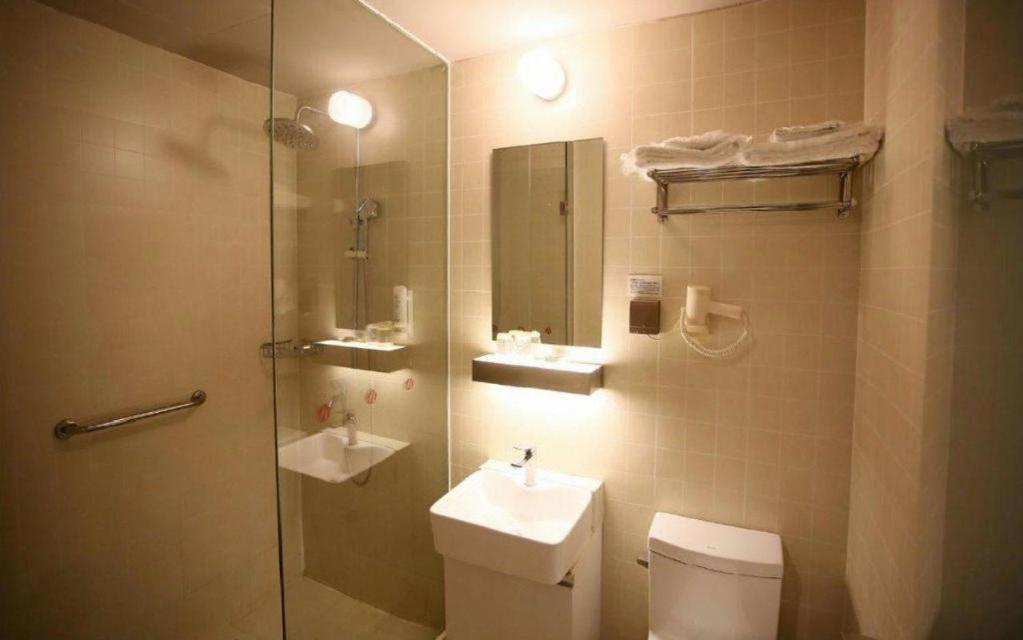 Hotel Magnotel Railway Station Magnolia Plaza 2*